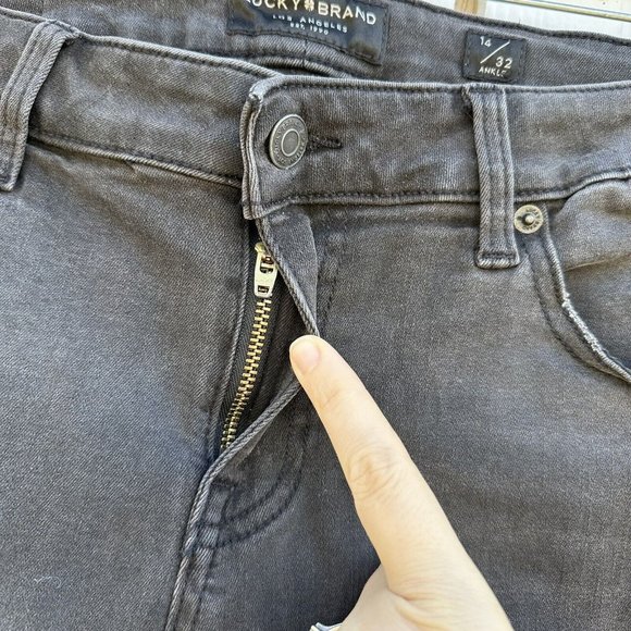 Lucky Brand Jeans Women’s 14/32 Ankle Faded Black Wash Low Rise Skinny Lolita - Picture 5 of 9